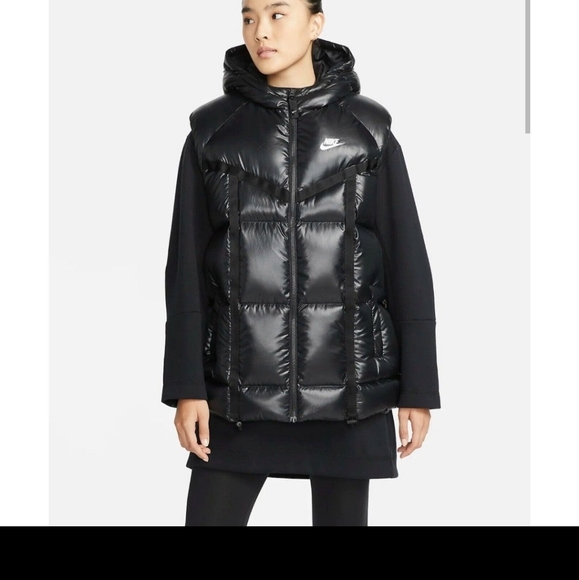 Brand new Nike Sportswear Therma-Fit City Hooded Gilet Down vest DD4656-010 - Picture 7 of 12